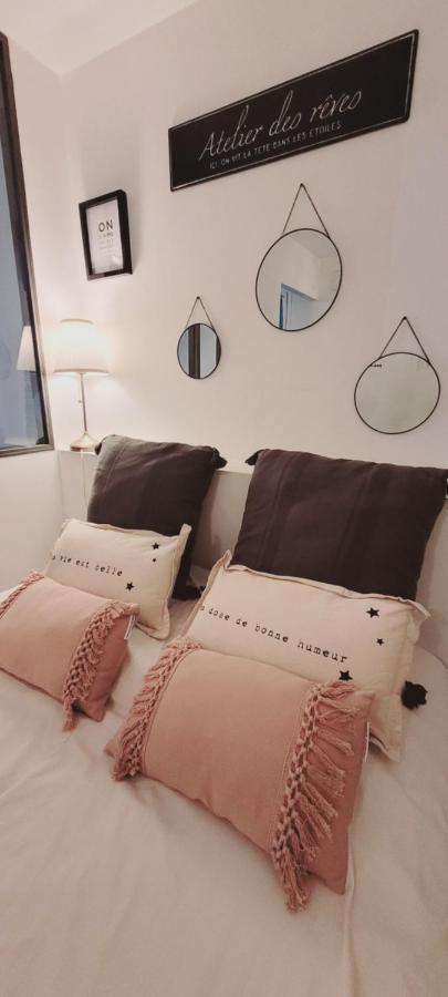 Cosy Corner LʼIsle-sur-la-Sorgue Exterior foto